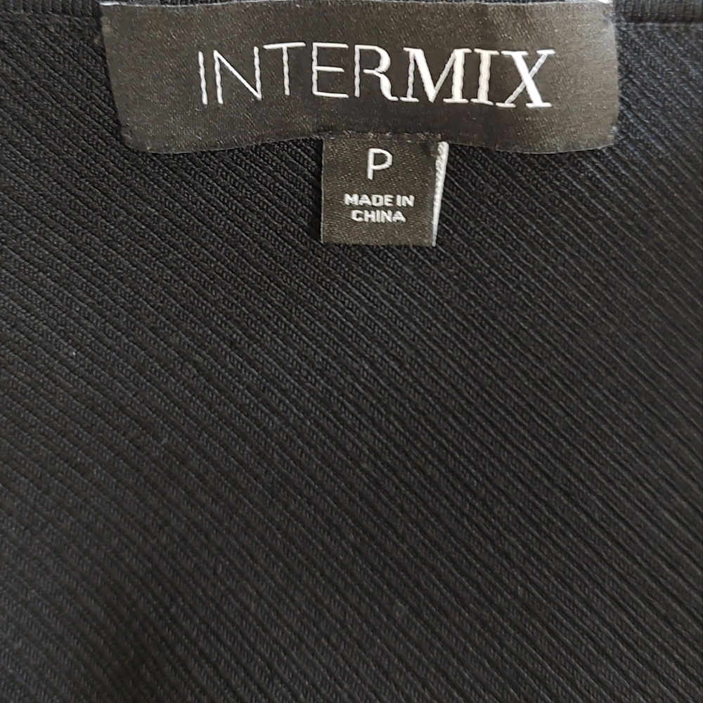 Intermix Black One-Shoulder Ribbed Tank Top - Picture 4 of 4